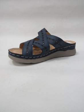 Klapki damskie na koturnie (36-41) MO-758 DBLUE