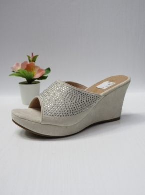Klapki damskie na koturnie (36-41) B03 BEIGE