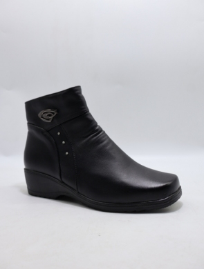 Botki damskie ocieplane na koturnie (39-43) C01T BLACK