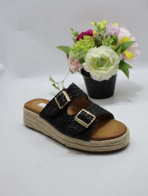 Klapki damskie na płaskim (36-41) 77-630 BLACK