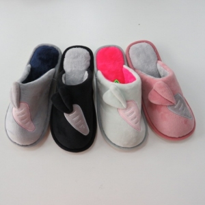Kapcie damskie ocieplane (36-41) CF-62 MIX