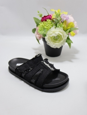 Klapki damskie na płaskim (36-41) 8-170 BLACK