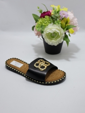 Klapki damskie na płaskim (36-41) DM100 BLACK