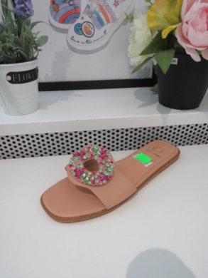 Klapki damskie na płaskim (36-41) LOLA5022 BEIGE