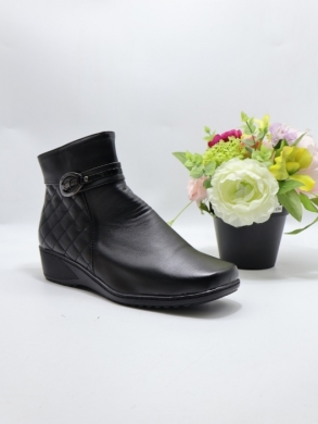Botki damskie ocieplane na koturnie (39-43) B09T BLACK