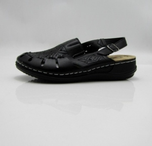Sandały damskie na płaskim (36-41) J29-02 BLACK
