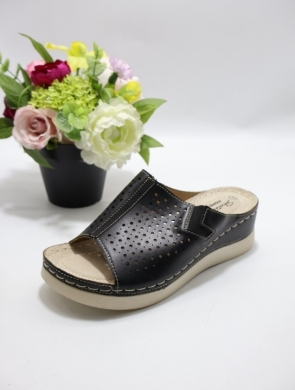Klapki damskie na koturnie (36-40) 4011 BLACK