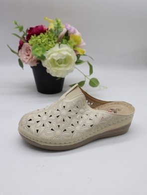 Klapki damskie na koturnie (36-42) 21880-4 BEIGE
