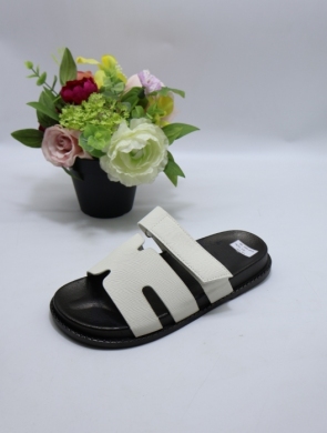 Klapki damskie na płaskim (36-41) 3565 WHITE