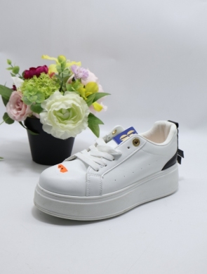 Buty sportowe damskie na płaskim (36-41) 8-71 WHITE
