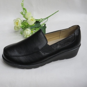 Półbuty damskie na koturnie (36-41) 22T02-1 BLACK