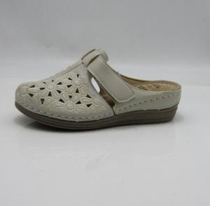 Klapki damskie na płaskim (36-41) 6928-3 BEIGE