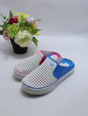 Kroksy damskie (37-41) 155 MIX