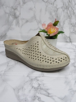 Klapki damskie na koturnie (36-41) JH1-1 BEIGE