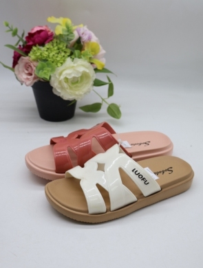 Basenówki damskie (36-41) D7198 MIX
