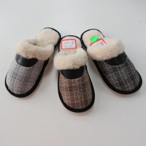 Kapcie damskie ocieplane (36-41) CF-79 MIX