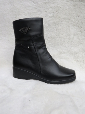 Kozaki damskie ocieplane na płaskim (39-43) C08 BLACK