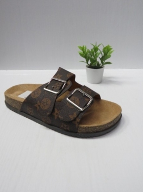 Klapki damskie na płaskim (36-41) CB2127 BROWN