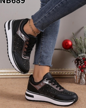 Buty sportowe damskie na płaskim (36-41) NB689