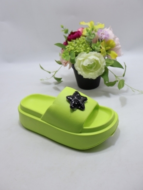Basenówki damskie (36-41) 2302 GREEN