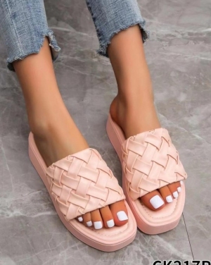 Klapki damskie na koturnie (36-41) CK217 PINK