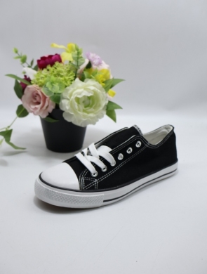 Trampki damskie na płaskim (37-41) HC25D BLACK
