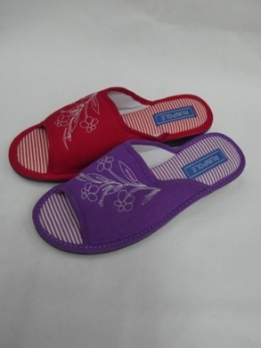 Kapcie damskie (36-41) 0086 MIX