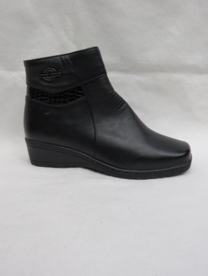 Botki damskie ocieplane na koturnie (36-42) 2210 BLACK