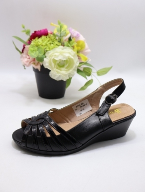 Sandały damskie na koturnie (36-41) 873A BLACK