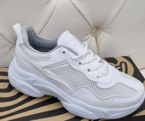 Buty sportowe damskie na płaskim (36-40)
