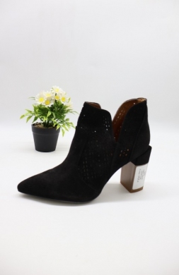 Botki damskie na obcasie (35-39) A8801 BLACK