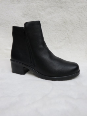 Botki damskie ocieplane na obcasie (36-41) JF51 BLACK