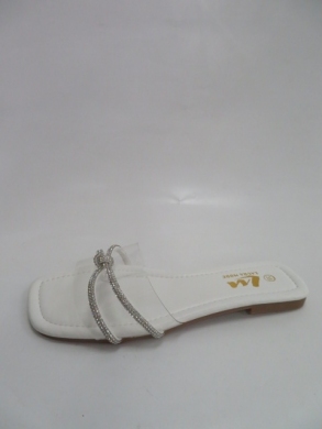 Klapki damskie na płaskim (36-41) QL-235 WHITE