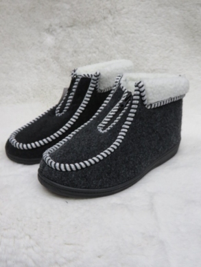 Kapcie damskie ocieplane (37-42) Y02-1 MIX