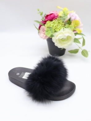 Klapki damskie z futerkiem (36-41) 218 BLACK
