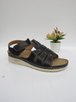 Sandały damskie na koturnie (36-41) KH1101 BLACK