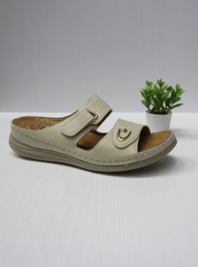 Klapki damskie na koturnie (36-42) CC2229 BEIGE