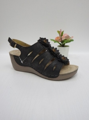Sandały damskie na koturnie (36-41) B2703 BLACK