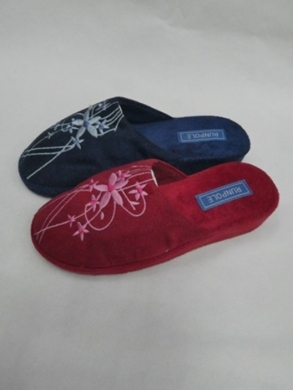 Kapcie damskie (36-41) A068 MIX
