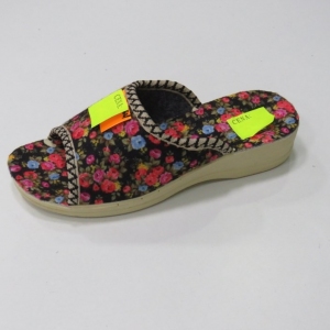 Kapcie damskie (36-41) AA-31