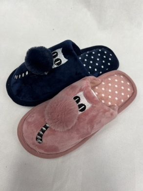 Kapcie damskie ocieplane (36-41) YF06 MIX