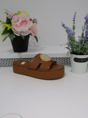 Klapki dmskie na koturnie (36-41) F387 CAMEL