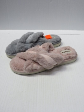 Kapcie damskie ocieplane (36-41) YL177 MIX