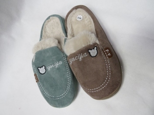Kapcie damskie ocieplane (36-41) H94221 MIX