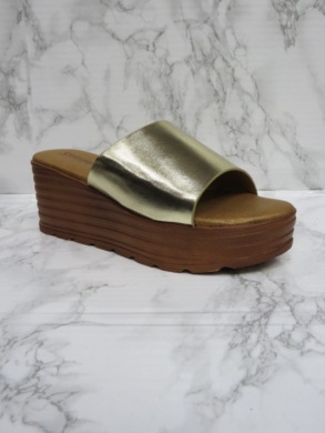 Klapki damskie na koturnie (36-41) YY35 GOLD