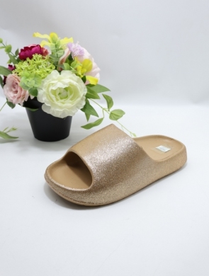 Basenówki damskie (36-41) DM619 ROSE