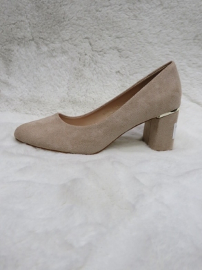 Czółenki damskie na obcasie (36-41) B060-4