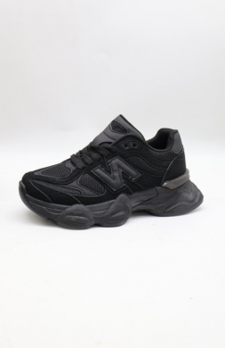 Buty sportowe młodzieżowe (36-41) W095 BLACK
