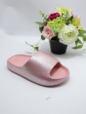 Basenówki damskie (36-41) DM619 PINK