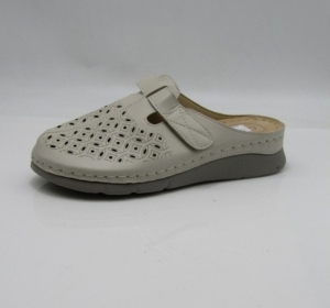 Klapki damskie na płaskim (37-42) 828 BEIGE